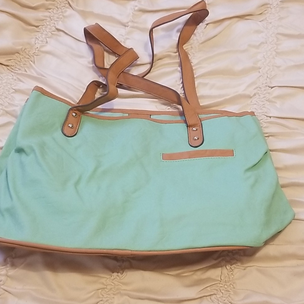 Hand bag